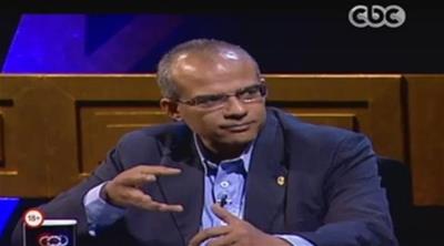 بالفيديو - مصري يروي تفاصيل عودته من الموت!