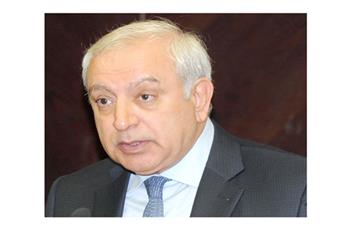 وزير التربية ووزير التعليم العالي الدكتور بدر العيسى