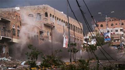 تخوض المقاومة مواجهات عنيفة مع المتمردين في عدة جبهات في تعز