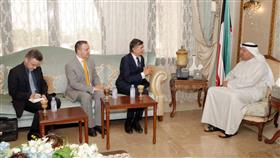 السفير الفرنسي لدي الكويت في ضيافة الوزير الدكتور علي العبيدي