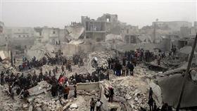 30 الف شخص يفرون من المعارك في حلب بسورية