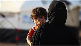 العراق يمنع دخول العوائل النازحة إلى الرمادي «لأسباب أمنية»