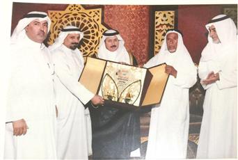 الشيخ أورنس المجلاد: التواصل الاجتماعي من شأنه أن يقوي أواصر المحبة ويعزز من تقوية النسيج الاجتماعي الخليجي