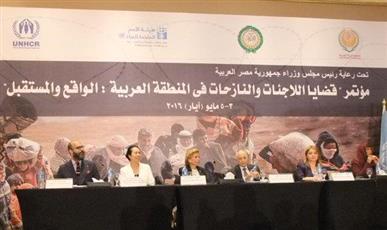 أمين الجامعة العربية يشيد بموقف دولة الكويت «المشرف» تجاه أزمة اللاجئين