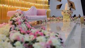 تفاعل كبير من رواد فيس بوك مع صور لحفل زفاف ليبي !