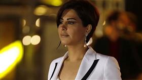 الفنانة شمس الكويتية