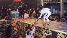 الفنانة شمس تحيي حفلا خيريا في العراق