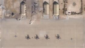 صور فضائية توضح آثار الضربة الإيرانية على قاعدة «عين الأسد»