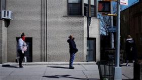 دراسة: أمريكا قد تحتاج للإبقاء على التباعد الاجتماعي حتى 2022 بسبب كورونا