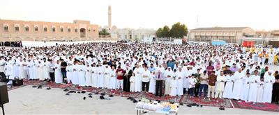 جموع غفيرة أدت صلاة عيد الفطر السعيد بمساجد ومصليات الكويت