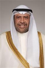 وزير الدفاع يهنئ نظيره الفرنسي بالعيد الوطني لبلاده