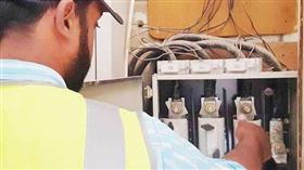 البلدية: قطع التيار الكهربائي جزئيا عن 3 عقارات لسكن العزاب.. وكليا عن أحد المنازل المخالفة بالجهراء