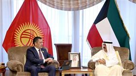 ممثل سمو أمير البلاد سمو ولي العهد يستقبل رئيس جمهورية قيرغيزستان في مقر إقامة سموه بجدة