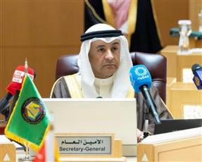 أمين مجلس التعاون يدين القصف الوحشي لقوات الاحتلال على منطقة المواصي في خانيونس