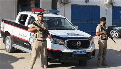 جريمة تهزّ الشارع الليبي.. أب يقتل أطفاله السبعة رمياً بالرصاص ثم ينتحر