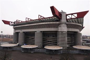 ملكية ملعب سان سيرو ومحيطه تنتقل إلى ميلان والإنتر