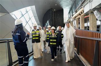 سمو رئيس الوزراء يتفقد مشروع مطار الكويت الدولي الجديد T2