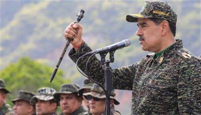 مادورو يهاجم المناورات الأمريكية مع ترينيداد وتوباغو ويصفها بـ«غير المسؤولة»