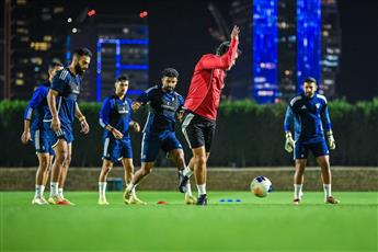 الأزرق يخوض أول تدريباته في قطر استعدادًا لمواجهة موريتانيا