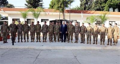 الرئيس اللبناني: الجيش ثابت في مواقفه والتزامه بالدفاع عن الكرامة الوطنية والسيادة