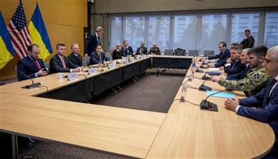 محادثات جنيف.. بيان مشترك لواشنطن وكييف بشأن خطة السلام