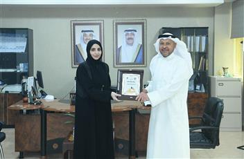 عذبي الناصر يثني على جهود مدرسة أم عامر الأنصارية بعد فوز فريقها البيئي بالمركز الأول