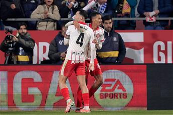 جيرونا يعرقل ريال مدريد ويهدي الصدارة لبرشلونة