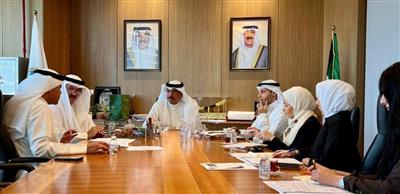 وزير التربية يجتمع مع المندوب الدائم في اليونسكو لبحث تعزيز جائزة الشيخ جابر الأحمد للتمكين الرقمي للأشخاص ذوي الإعاقة