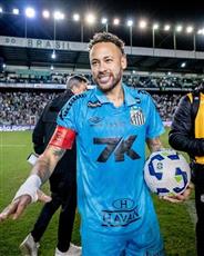 نيمار يسجل «هاتريك» في 17 دقيقة ويقترب من إنقاذ سانتوس