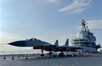 الصين تندد بتحليق طائرات يابانية بالقرب من تدريبات أسطول حاملة طائراتها