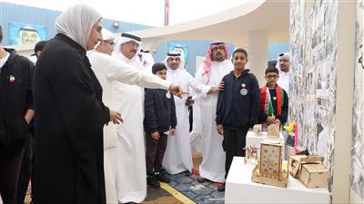 وزير التربية يفتتح فعالية «إكسبو منهج برؤية مستقبلية» للدراسات العملية