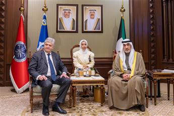 رئيس مجلس الوزراء بالإنابة ووزير الداخلية يستقبل وزير الشؤون التجارية الخارجية الفرنسي