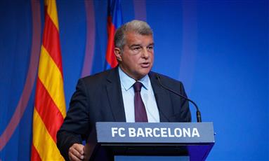 خوان لابورتا يفتح دفاتر الماضي: من الطرد المدرسي والخدمة العسكرية إلى ميسي وصدامه المستمر مع ريال مدريد