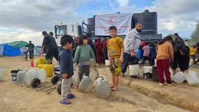 الهلال الأحمر الفلسطيني يحذر من تفشي الكبد الوبائي في غزة بسبب تلوث المياه وانهيار البنية الصحية