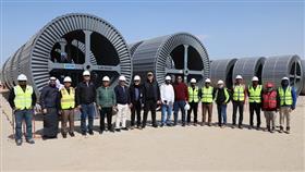 وفد من الصندوق الكويتي للتنمية بزيارة ميدانية إلى محطة الوفرة