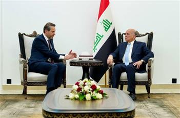 العراق يبحث مع تركيا استيراد الغاز والكهرباء لسد العجز في الطاقة