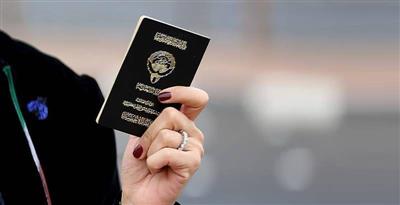 الخدمة المدنية: الموافقة على استمرار تمتع المسحوبة جنسياتهن وفقاً للمادة الثامنة بكافة المزايا والرواتب