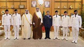 وزير الدفاع للضباط الجدد: التفاني في خدمة الوطن