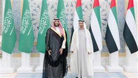 محمد بن زايد ومحمد بن سلمان يبحثان قضايا إقليمية ودولية وتعزيز التعاون المشترك