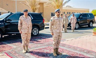 نائب رئيس الأركان يزور معهد القوة البرية وهندسة القوة البرية