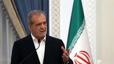 الرئيس الإيراني: نخشى الانقسام الداخلي وتقويض وحدة البلاد