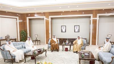 وزير شؤون الديوان الأميري ورئيس ديوان سمو ولي العهد يستقبلان سفراء السعودية والبحرين وقطر