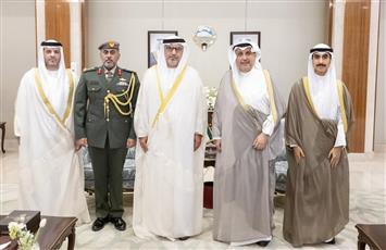 وزير شؤون الديوان الأميري ورئيس ديوان سمو ولي العهد يستقبلان سفير الإمارات لدى البلاد