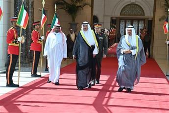 ممثل سمو أمير البلاد سمو ولي العهد يصل إلى قطر