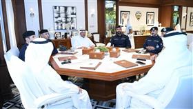 الشيخ عذبي الناصر يستقبل القيادات الأمنية في محافظة الفروانية