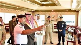 وزير الداخلية السعودي يزور قاعدة صباح الأحمد لخفر السواحل