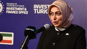 سفيرة الجمهورية التركية لدى الكويت طوبي سونمز اثناء القاء الكلمة
