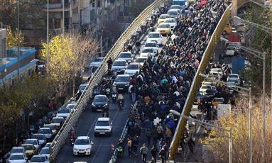 المظاهرات تتواصل في إيران احتجاجاً على غلاء المعيشة