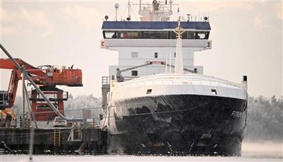 فنلندا.. اعتقال شخصين للاشتباه بصلتهما بتخريب كابل اتصالات بحري