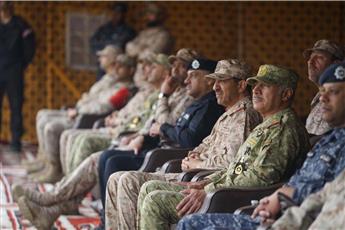 رئيس الأركان العامة للجيش ووكيل وزارة الداخلية ووكيل الحرس الوطني يشهدون ختام تمرين «راية وطن»